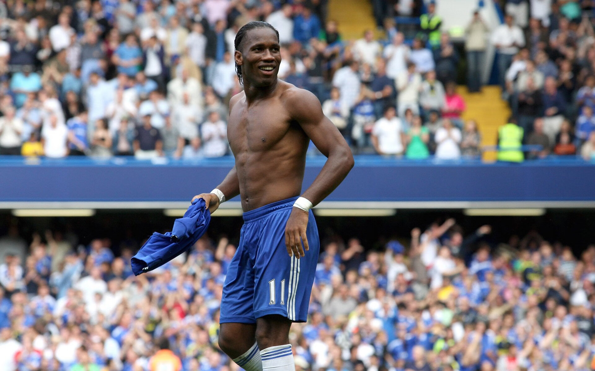 87分钟绝境重生!超级替补凯恩导演逆转,摩洛哥黑色五分钟击碎几内亚神话